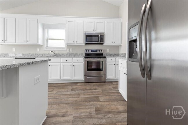 Building Photo - 2164 Savannah Dr