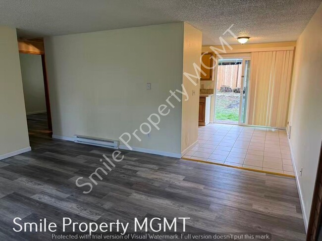 Building Photo - 5406 SE 119th Ave