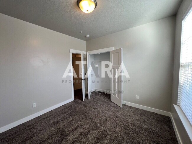 Building Photo - 14488 S Selvig Way