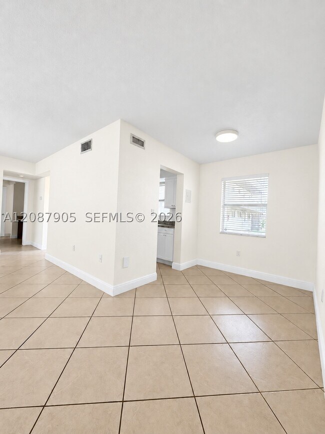 Building Photo - 8475 SW 94th St