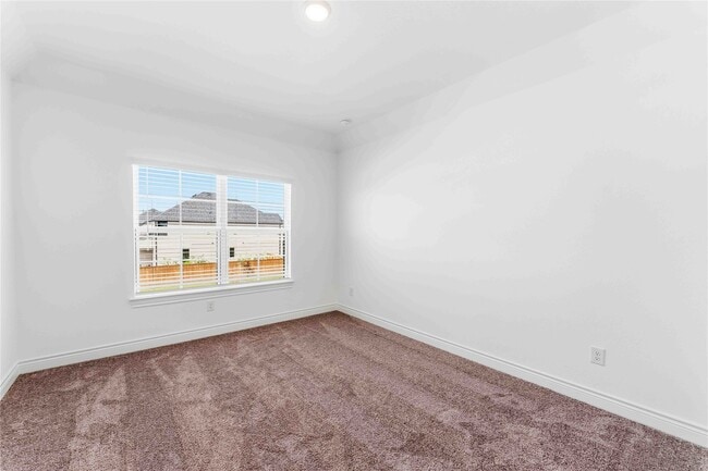 Building Photo - 3710 Highcliffe Dr