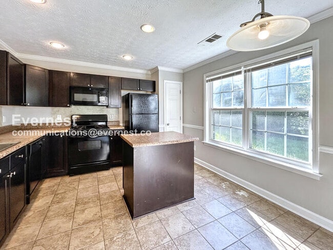 Building Photo - 113 Oak Grove Pl