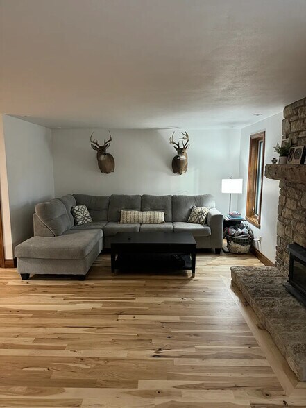 Building Photo - 2870 Brook Hills Dr