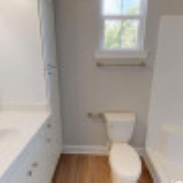 Building Photo - 5 Racquet Club Dr
