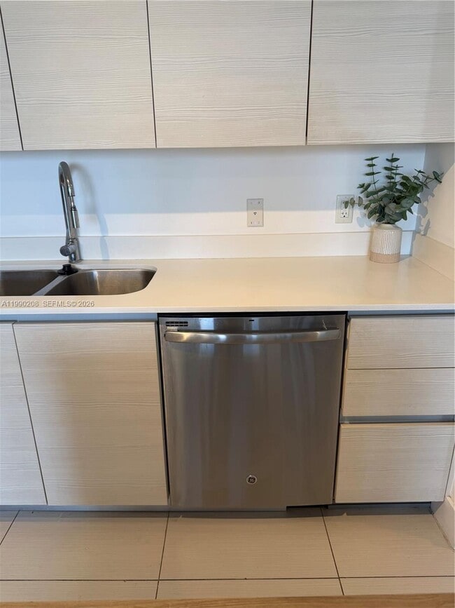 Building Photo - 4250 Biscayne Blvd