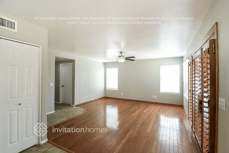 Building Photo - 9145 W Evans Dr