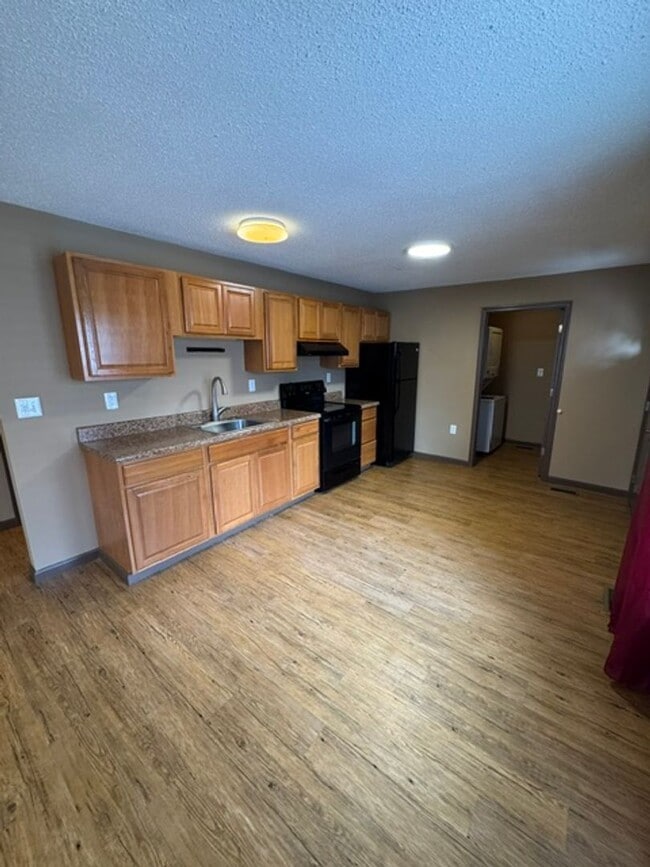 Building Photo - City of Alcoa 37701 -  2 bedroom, 1 bath recently renovated home - Call Tim Tipton (865) 806-7255