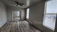 Building Photo - 105 S Harriet Ave