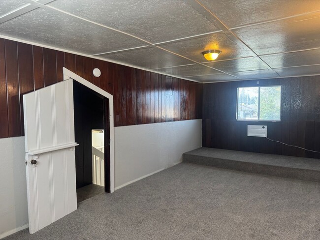 Building Photo - Spacious Myrtletown 4/2 home