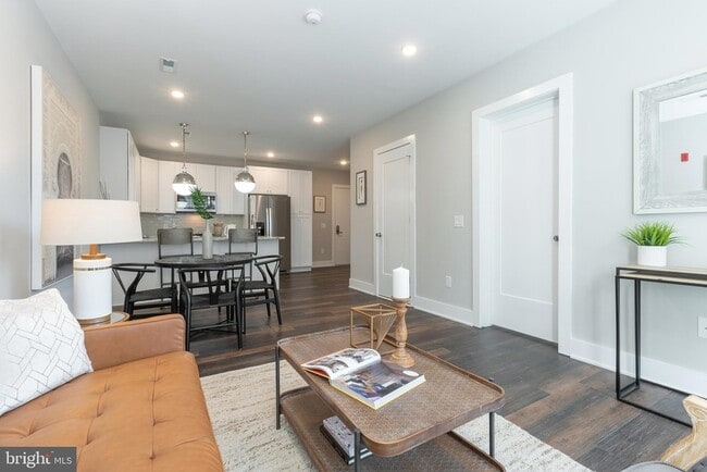 Building Photo - 45 W Haines St