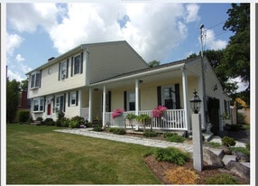 Building Photo - 647 Frenchtown Rd