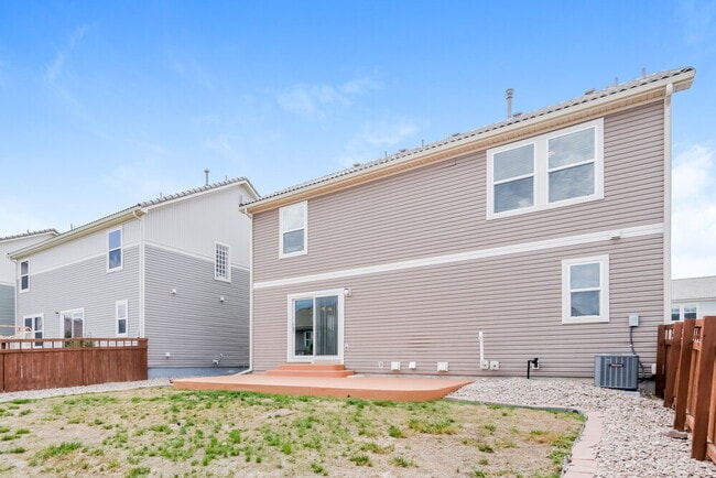 Building Photo - 1832 Morningview Ln