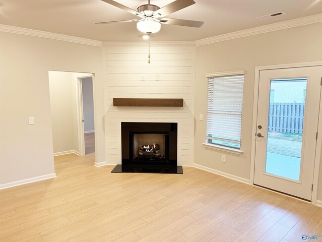 Building Photo - 6057 Gardner Maples Dr SE