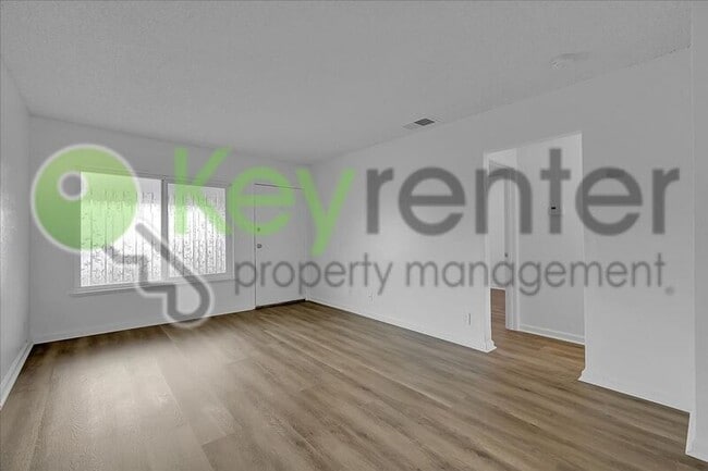 Building Photo - 3540 Grant Park Dr