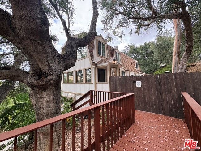 Building Photo - 22013 Alta Dr