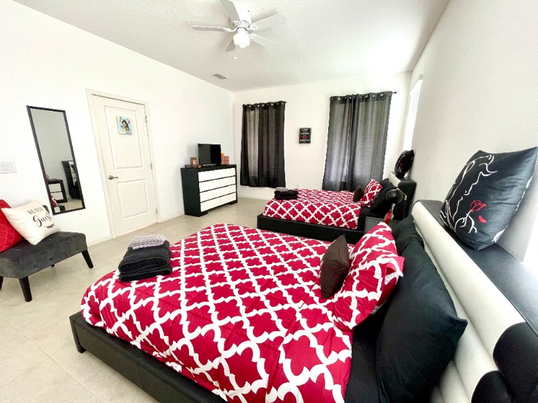 Building Photo - 4500 Monado Dr