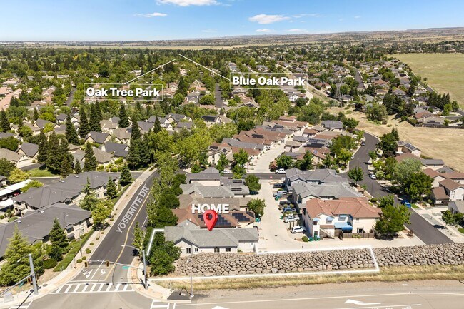 Building Photo - 1459 Yosemite Dr