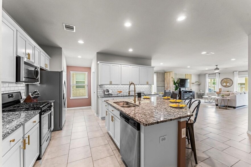 Building Photo - 3525 Pearl Mill Ln