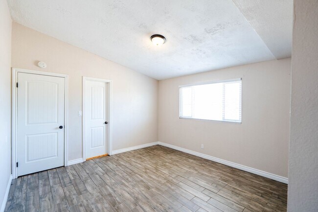 Building Photo - 16021 Wichita Rd