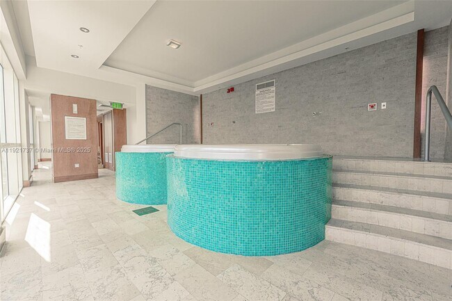 Building Photo - 31 SE 5th St