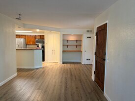 Building Photo - 3915 Nobel Dr