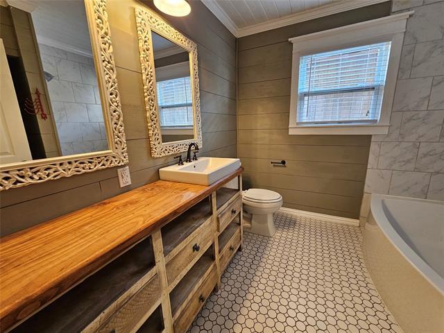 Building Photo - 3139 Southlake Park Dr