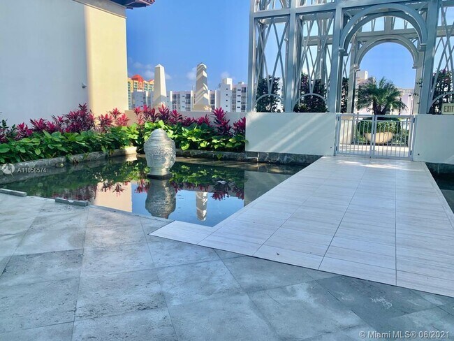 Building Photo - 250 Sunny Isles Blvd