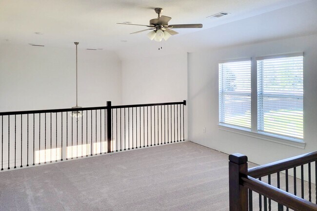 Building Photo - 25737 Damask Dr