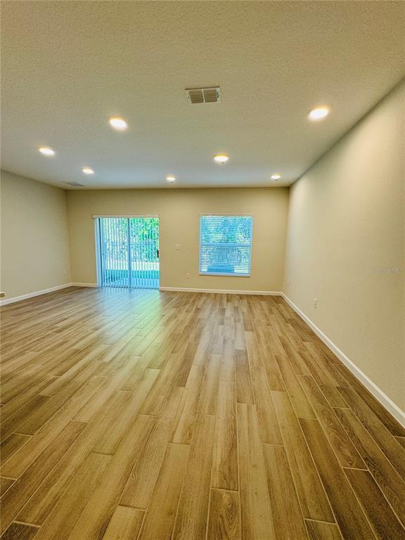 Building Photo - 4906 Livingston Ln