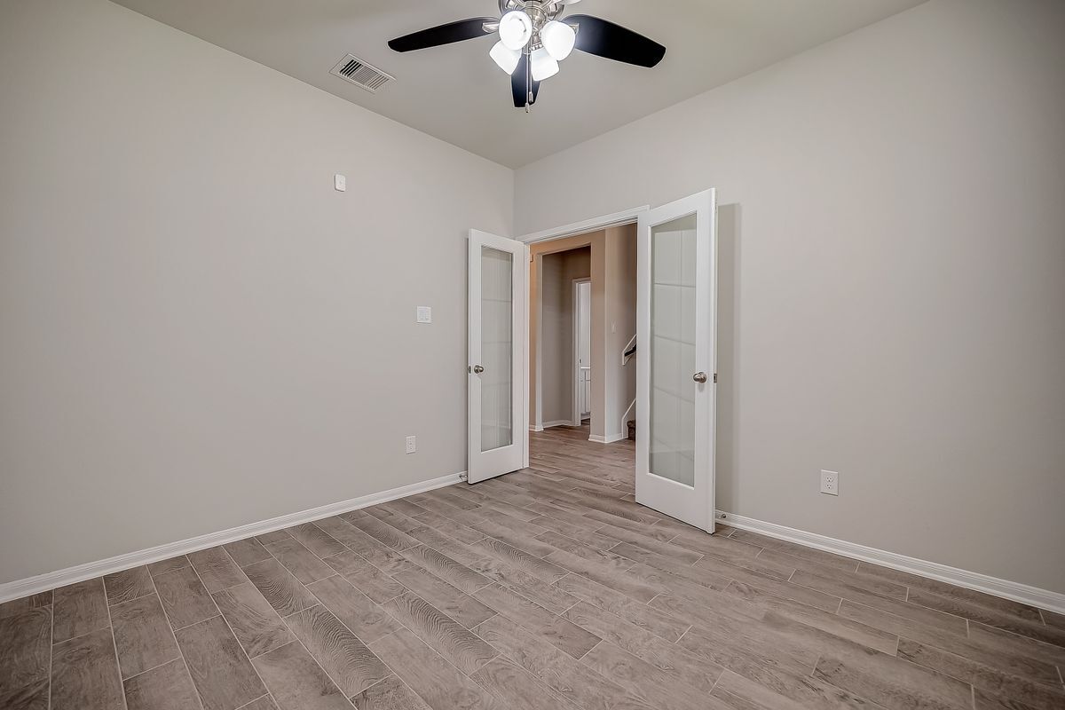 Building Photo - 3423 Hackberry Tree Ln