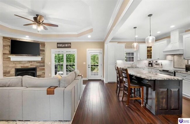 Building Photo - 102 Anniston Way