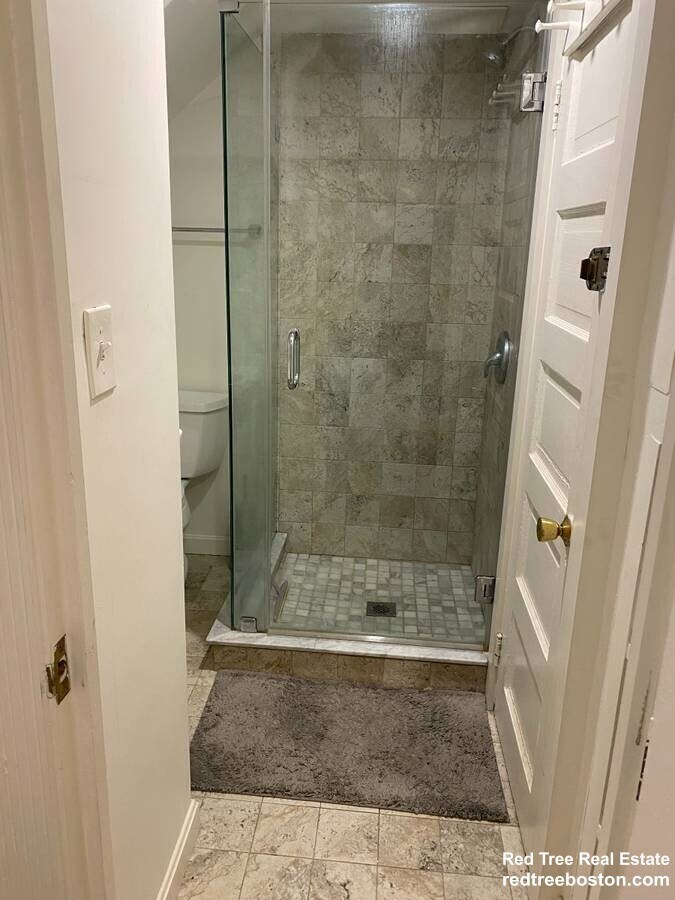 Building Photo - 49 Grove St