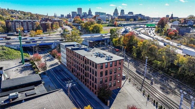 Building Photo - 50 Ashburton St