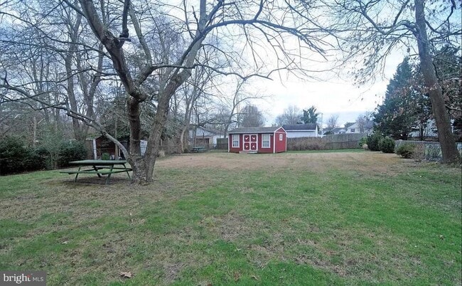 Building Photo - 205 Old Magothy Bridge Rd