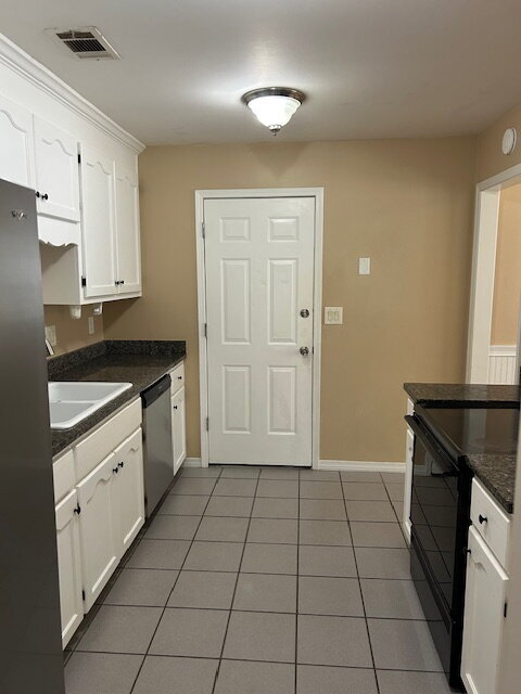 Building Photo - 2625 Weeping Willow Ln