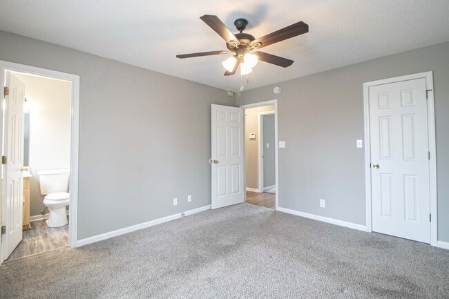 Building Photo - 1913 Timberline Cir