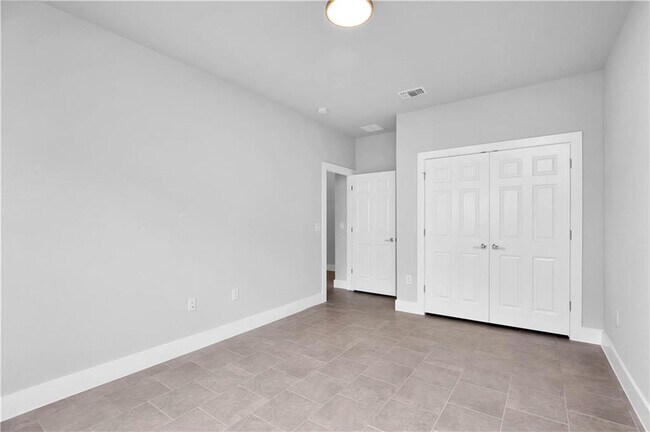 Building Photo - 9708 Evening Canopy Dr