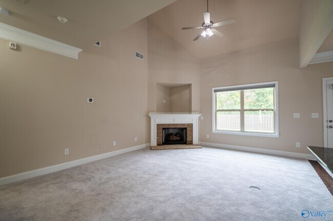 Building Photo - 110 Wolf Creek Trail SW