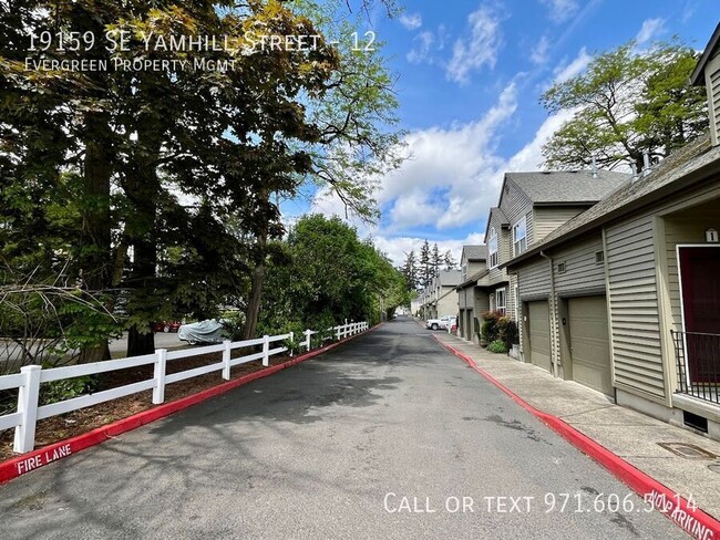 Building Photo - 19159 SE Yamhill St
