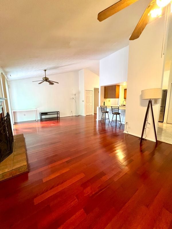 Building Photo - 1295 Taylor Oaks Dr