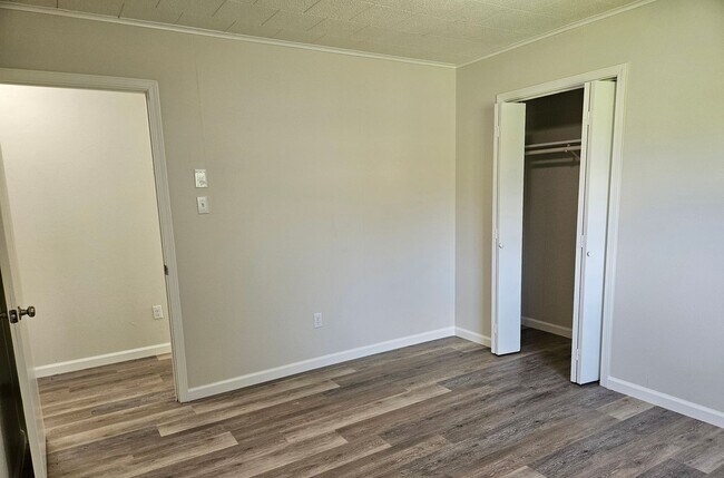 Building Photo - 9733 Cotton Loop