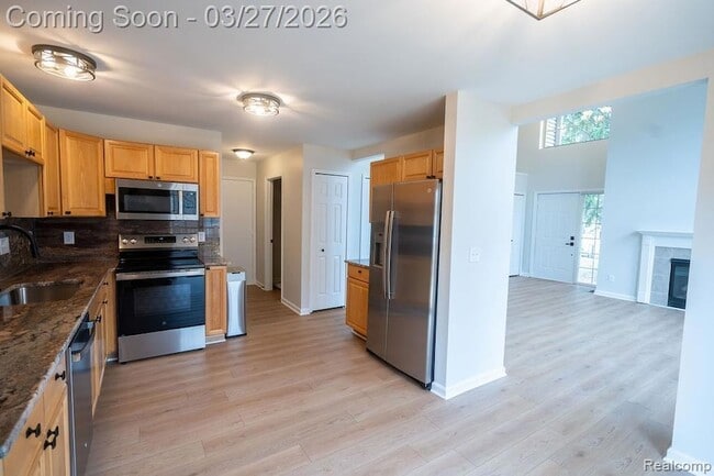 Building Photo - 23869 McCort Dr