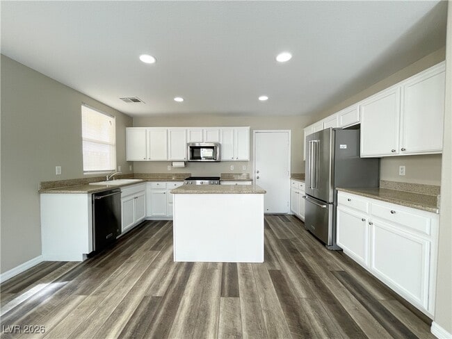 Building Photo - 10353 Talking Tree Ave