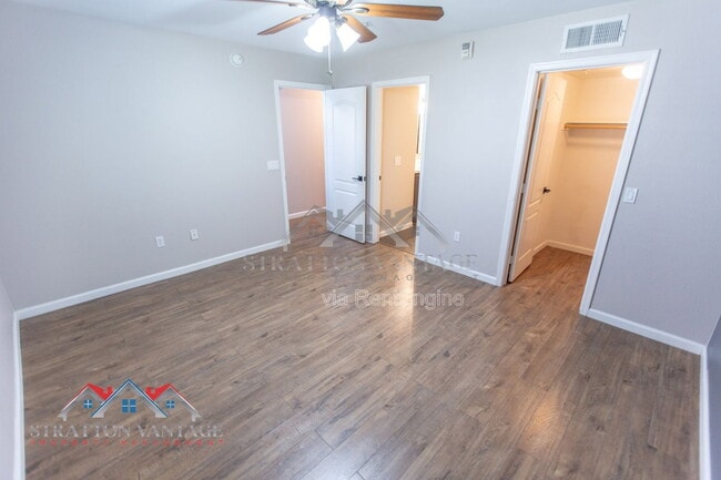 Building Photo - 240 W Juniper Ave