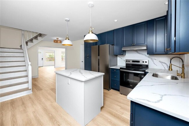 Building Photo - 13148 3rd St E