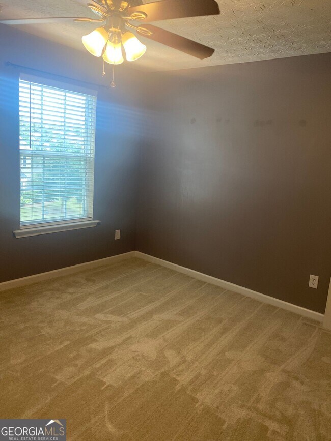 Building Photo - 2017 Dartmoth Way