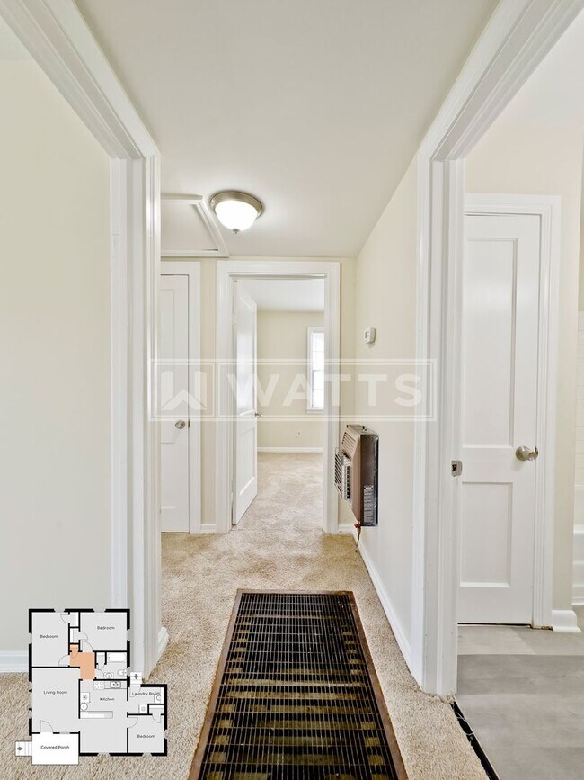 Building Photo - 3-Bedroom Home w/Large Yard in Minor Neighborhood