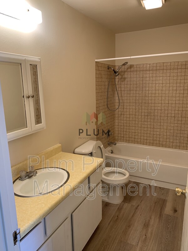Building Photo - 5602 Bridger Ct