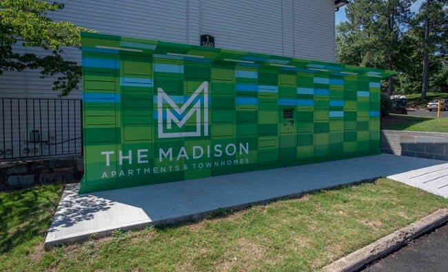 Building Photo - The Madison Apartments and Townhomes