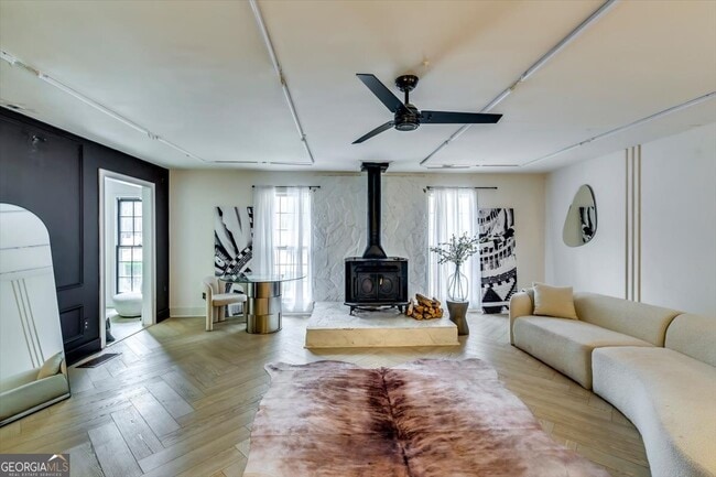 Building Photo - 193 S Kite Lake Rd